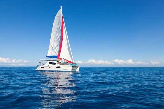 Private Sail for up to 6 people + photos & Champagne