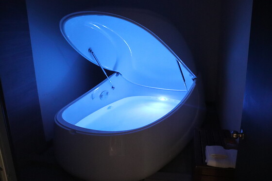 One hour Float Therapy at Lift Floats Huntington