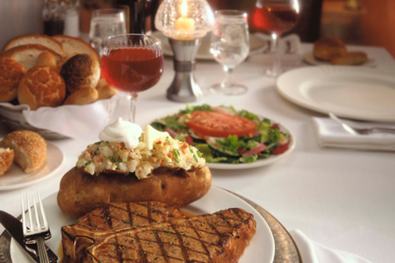 Longhorn Steakhouse® Experience $100